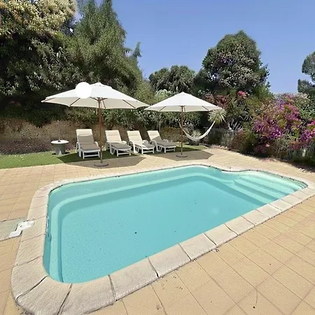 Dom wakacyjny Camargue House With Pool -