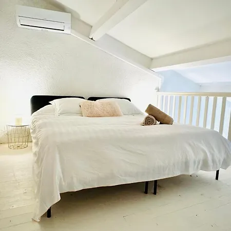 Camargue House With Pool - Hébergement de vacances *